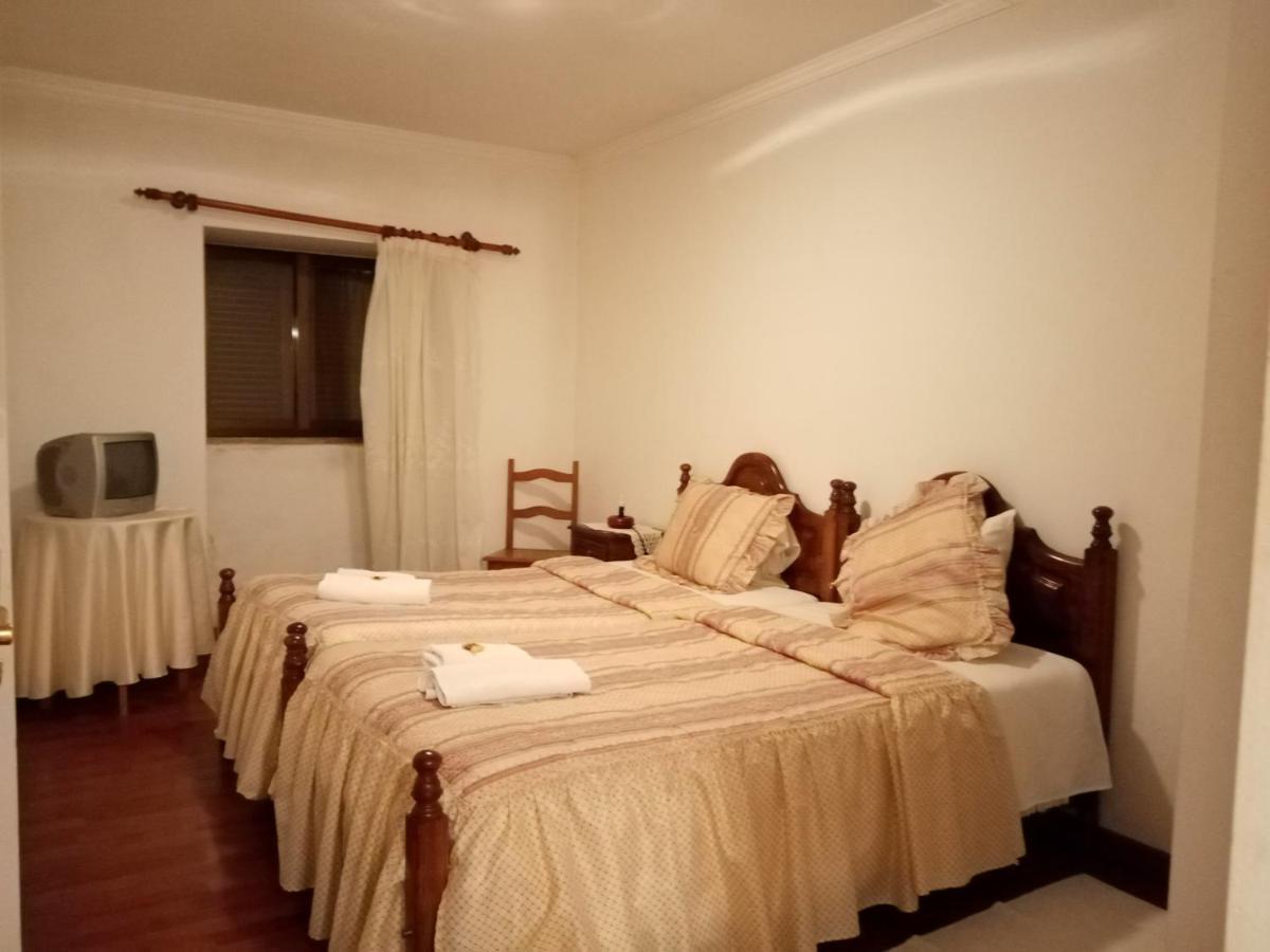 O Rocha Villa Paredes do Rio Eksteriør billede