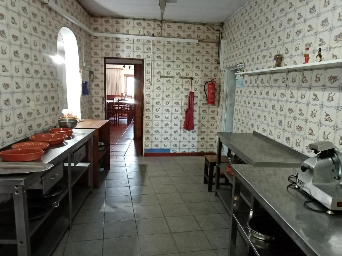 O Rocha Villa Paredes do Rio Eksteriør billede