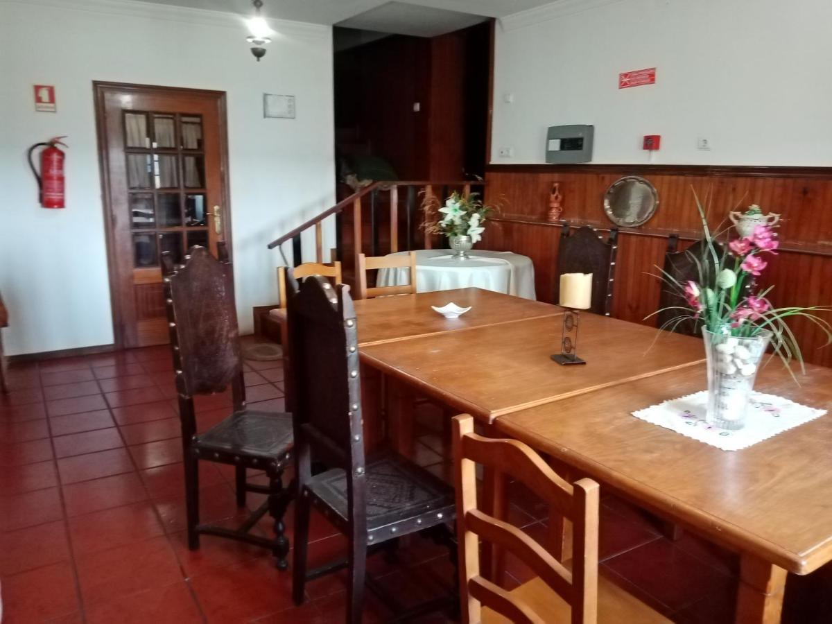 O Rocha Villa Paredes do Rio Eksteriør billede